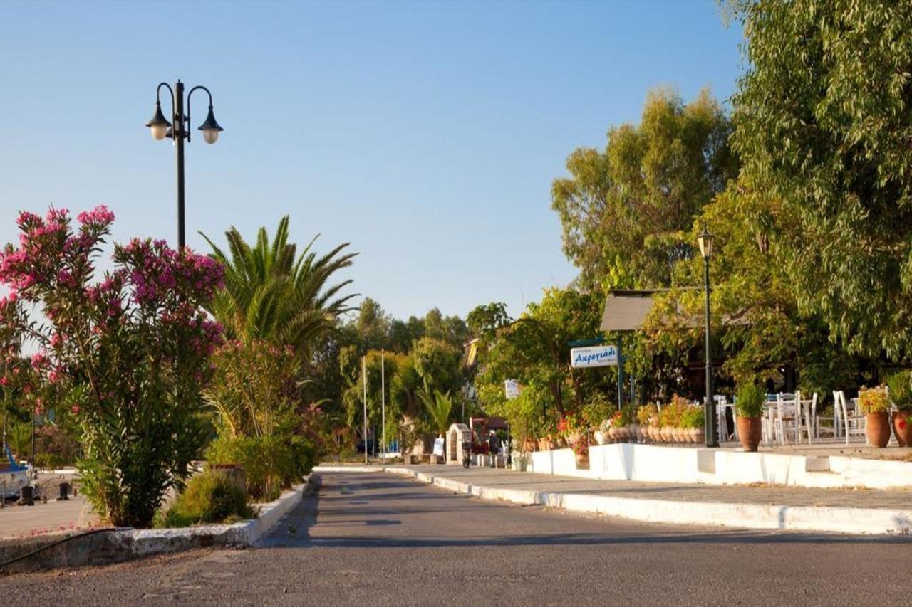 Akroyali Hotel&Villas Mési Esterno foto