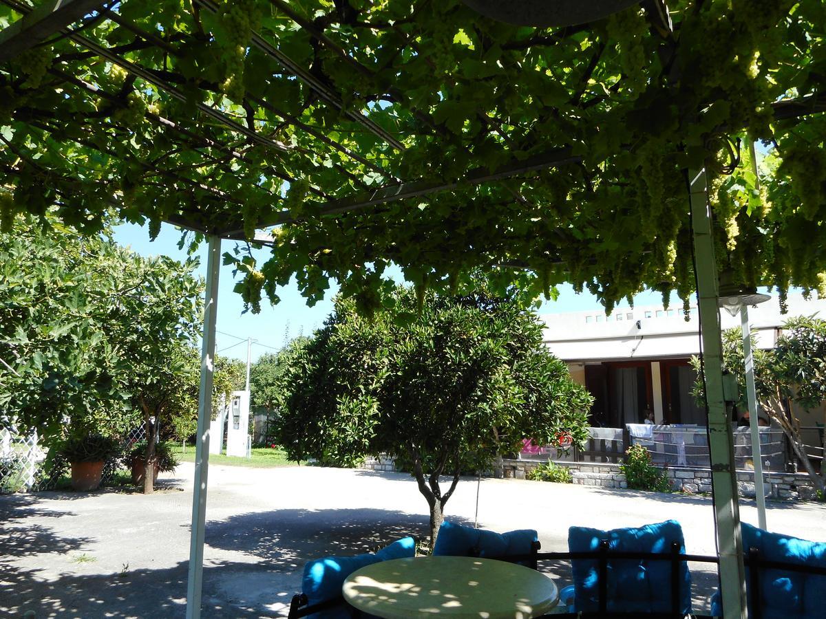 Akroyali Hotel&Villas Mési Esterno foto