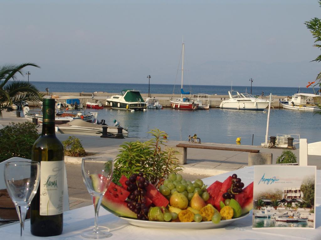 Akroyali Hotel&Villas Mési Esterno foto